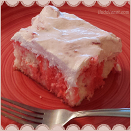 Strawberry Marble Cake is a moist, easy cake to make that tastes like a little bit of strawberry heaven! | #Strawberries #Cake #Easy #Dessert #Recipes | https://huddlenet.com